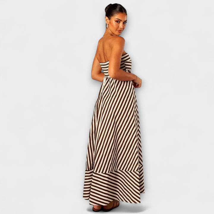 Maxi obleka Nocturnal Charm z volani
