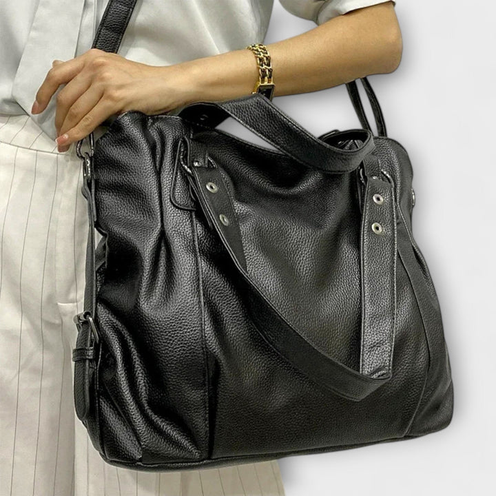 Cécile. - Elegantna Hobo-ramenska torba