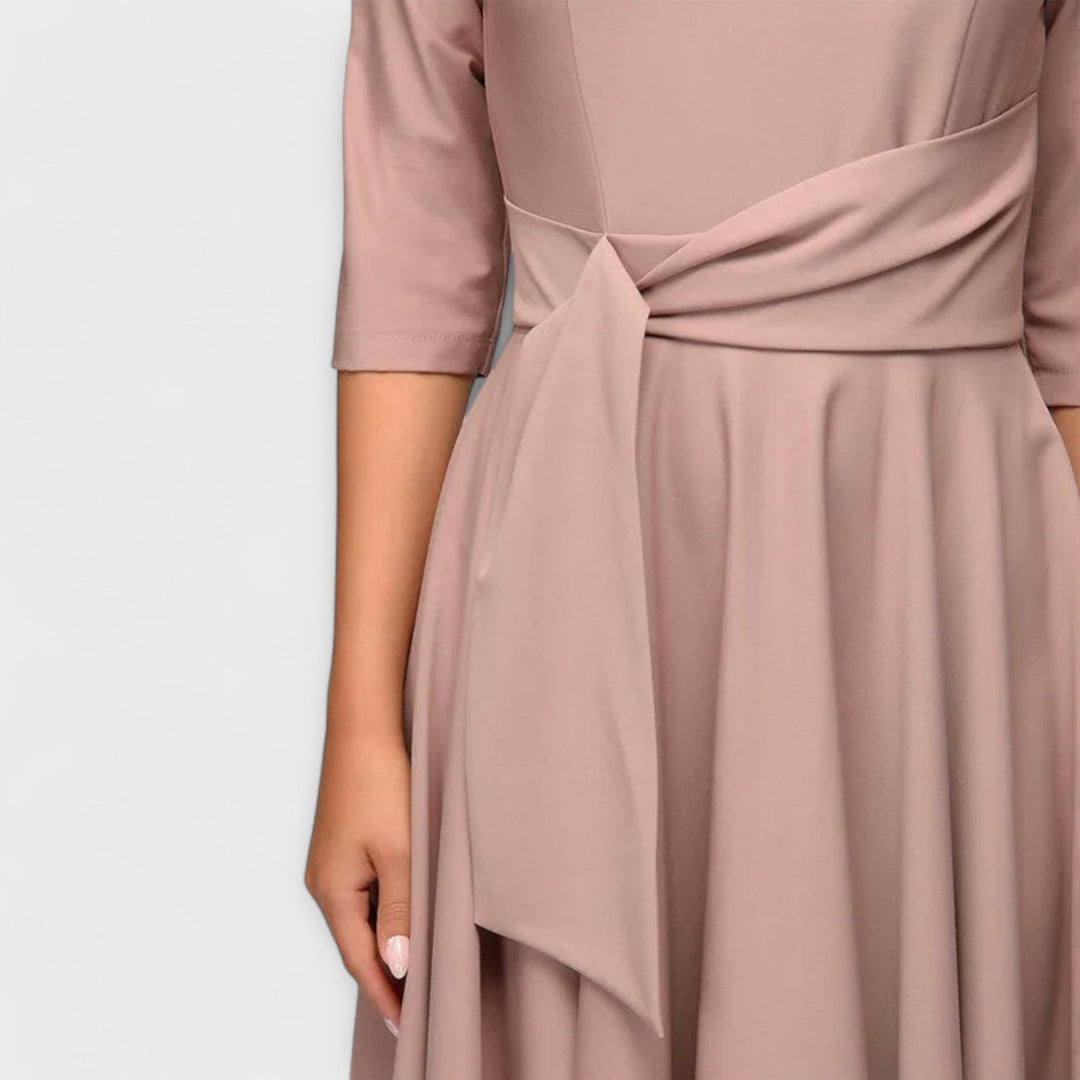 Elegantne Swing Obleke
