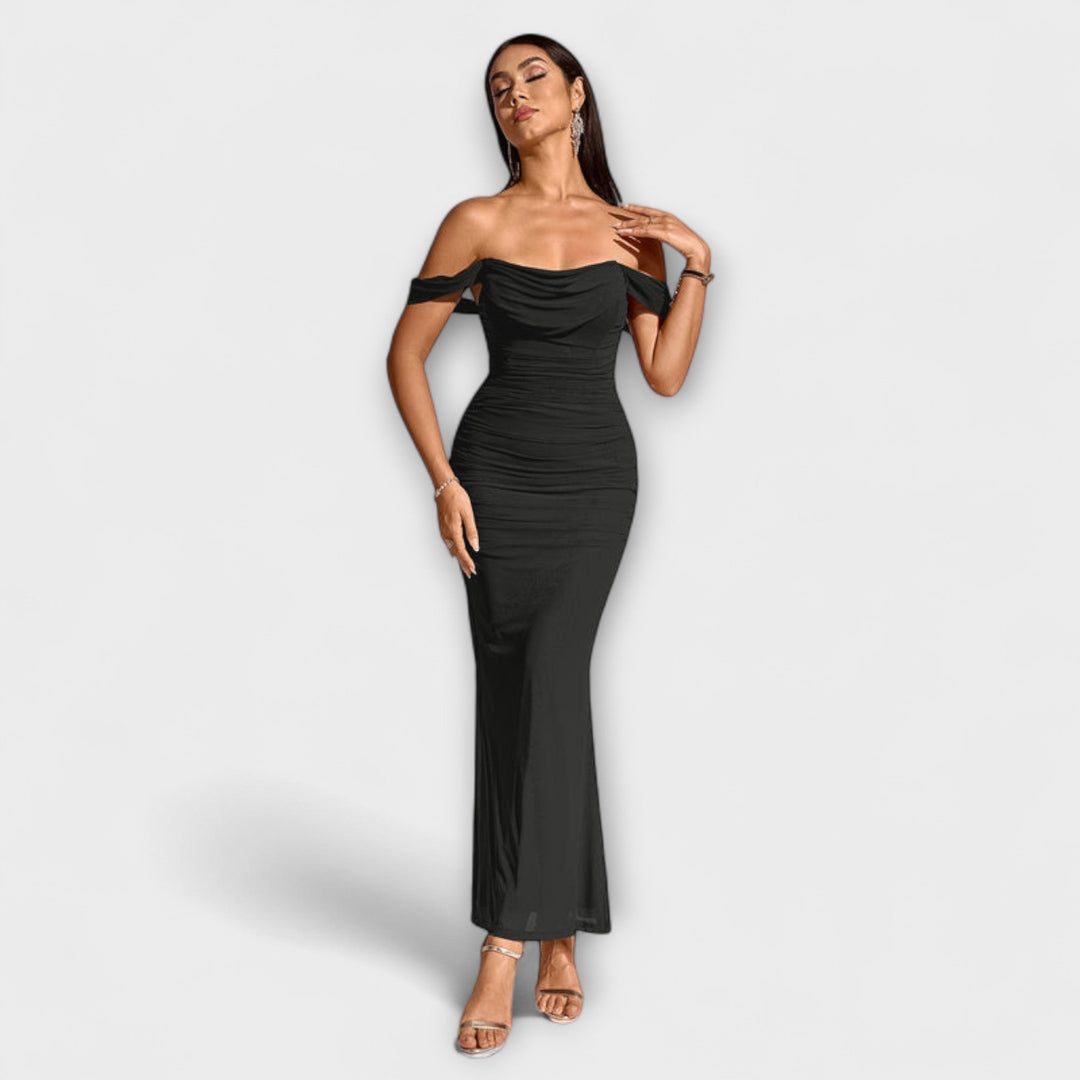 Ione - Bodycon obleka z odprtimi rameni in nabiranjem