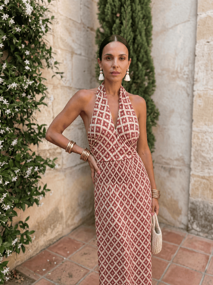 Eleganten komplet z odprtimi rameni
